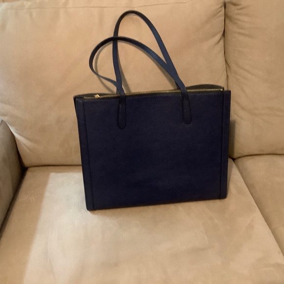 Leather Banana Republic Large Tote - Picture 1 of 6
